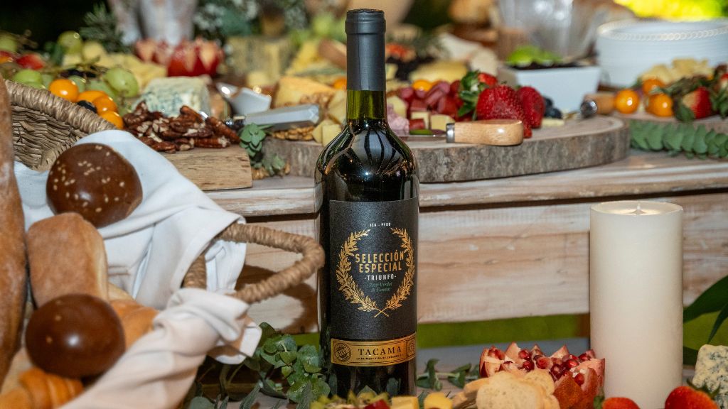 Qué comer con Petit Verdot: cinco platos que elevan cada sorbo