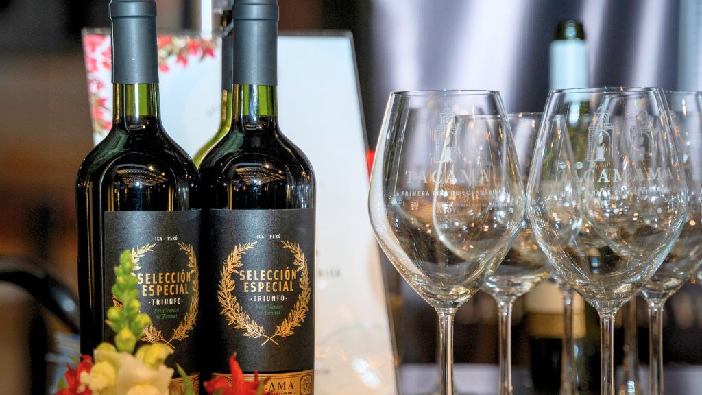 El arte del coupage: cómo el Petit Verdot define los grandes blends