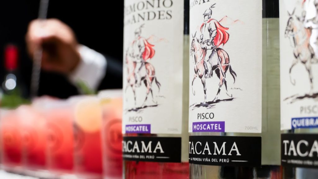 Maridaje de vinos con comida criolla: cómo celebrar Fiestas Patrias con Tacama en tu mesa