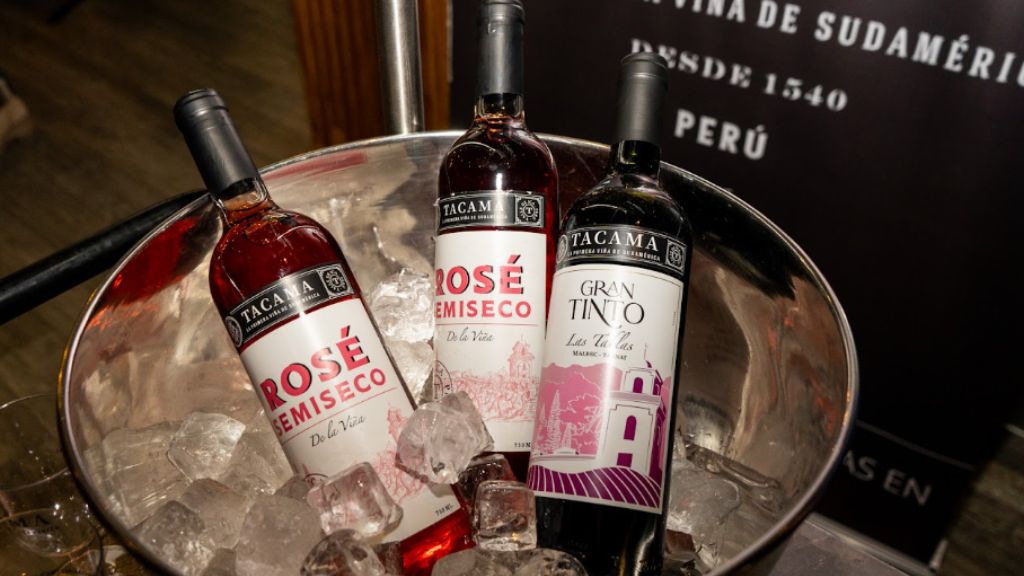 Cómo organizar un picnic con vino rosé y disfrutar cada sorbo